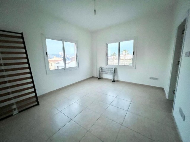 Spacious 3+2 Flat in Nicosia Yenikent, 50 meters from Zephyr Cafe