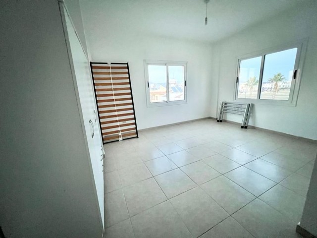 Geräumiges 3+2-Apartment in Nikosia Yenikent, 50 m vom Zephyr Café entfernt