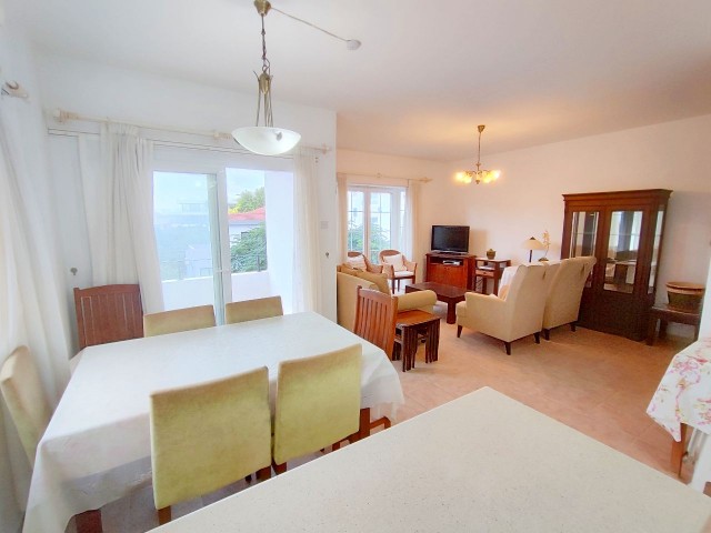 Spacious 3-Bedroom Apartment in Kyrenia Center