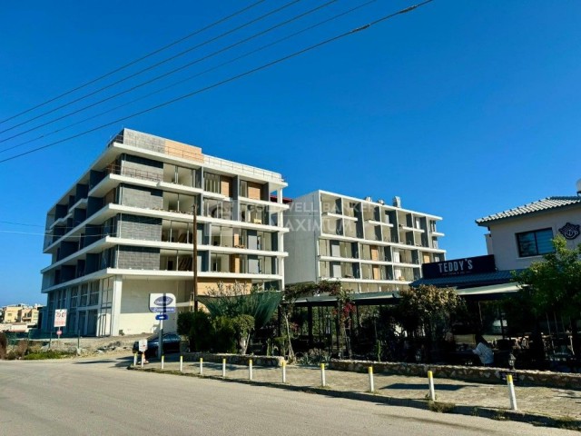 Kıbrıs Girne Merkez Karakum Bölgesinde Kiralık Sendeli 100 M2 Dükkan