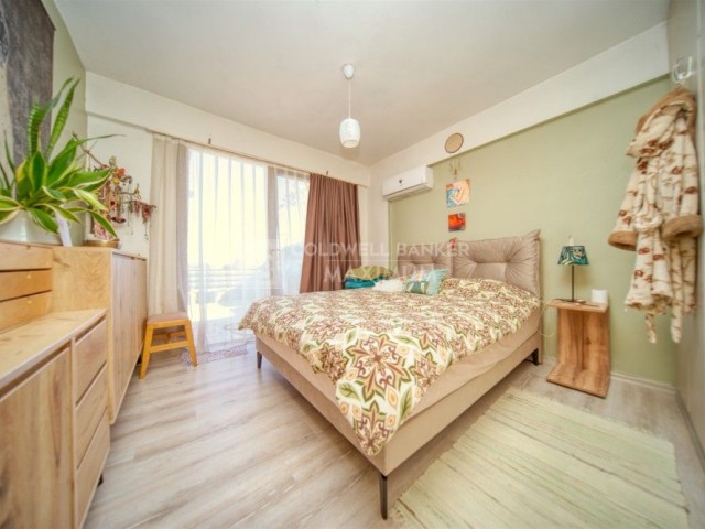 آپارتمان 2+1 بسیار دلپذیر برای فروش در سایتی در آلسانجاک، گیرنه