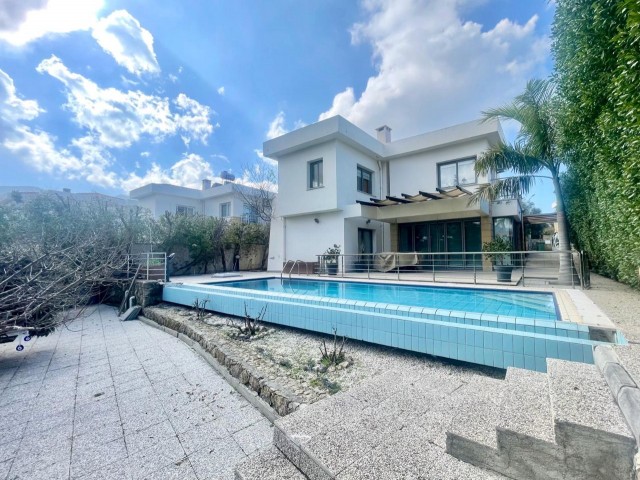 3+1 VILLA WITH PRIVATE SWIMMING POOL FOR SALE IN CYPRUS GIRNE YEŞİLTEPE