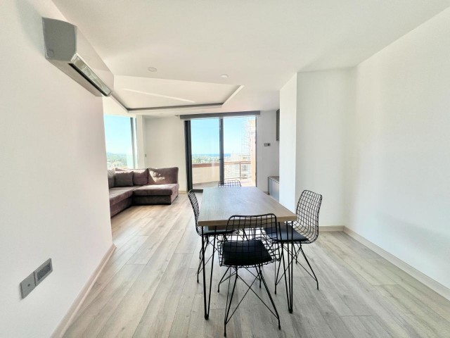 KKTC Girne Merkezde Site İçerisinde Deniz Manzaralı Satılık 2+1 Penthouse Daire