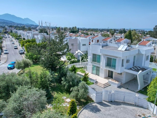 3+1 freistehende Luxusvilla zur Miete in Girne Karaoğlanoğlu Lemon Park Site