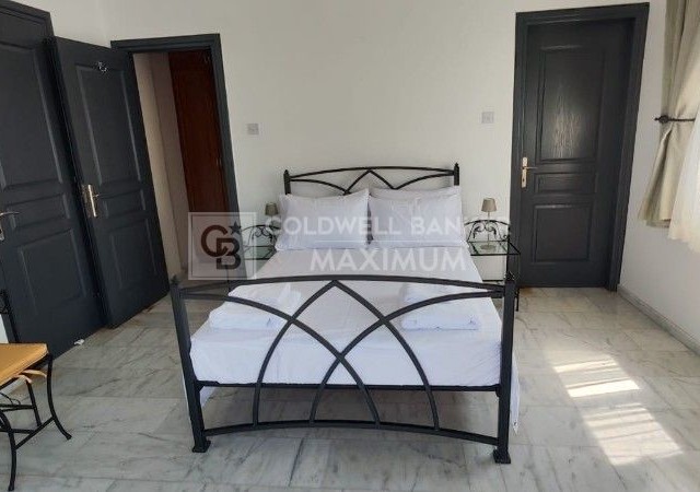 Girne Çatalköy'de Özel Havuzlu ve Peyzajlı Kiralık 4+1 Villa