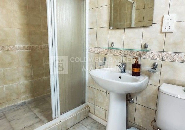 Girne Çatalköy'de Özel Havuzlu ve Peyzajlı Kiralık 4+1 Villa