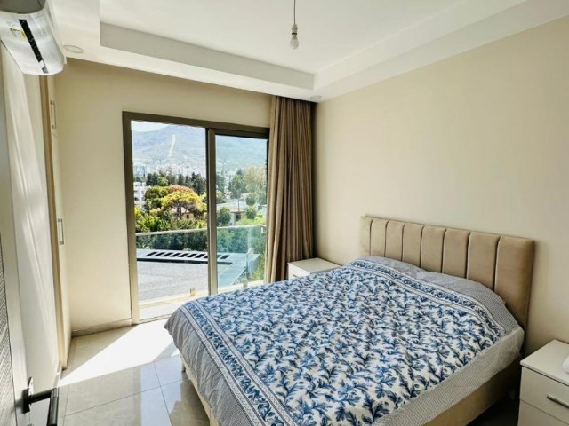 3+1 Luxuswohnung mit Bad zur Miete im Zentrum von Kyrenia