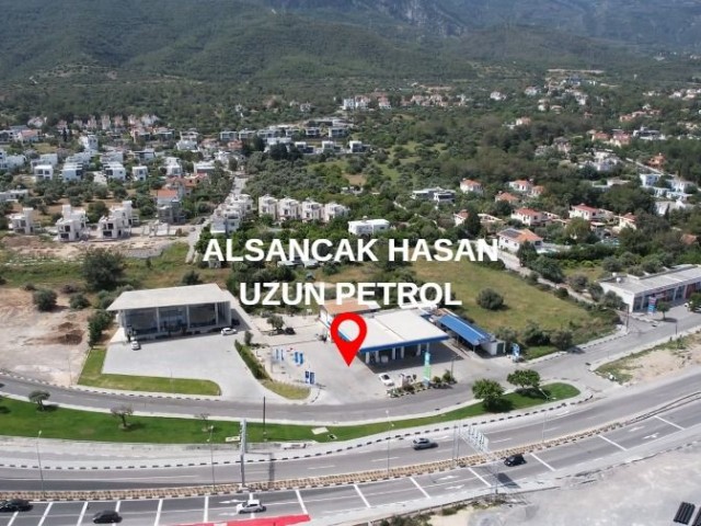 Kıbrıs Girne Alsancak Bölgesinde Önü Kesilmeyen Dağ ve Deniz Manzaralı Satılık 1390 m2 Arazi