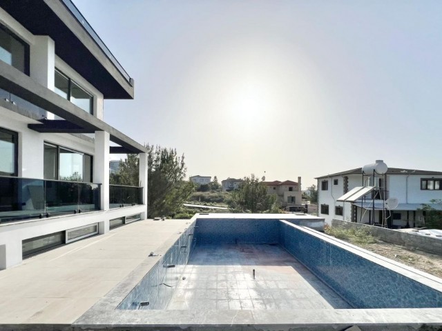Wunderschöne 5+1 Villa zum Verkauf in der Region Kyrenia Çatalköy