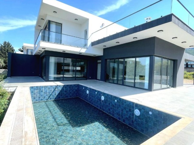Zypern Kyrenia Alsancak 4+1 Luxus-Villa Zu Verkaufen Mit Privatem Pool Neben Dem National Park