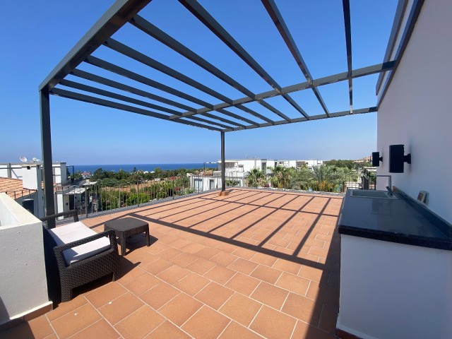 3+1 PENTHOUSE WITH PRIVATE ROOF TERRACE, CLOSE TO NECAT COLLEGE