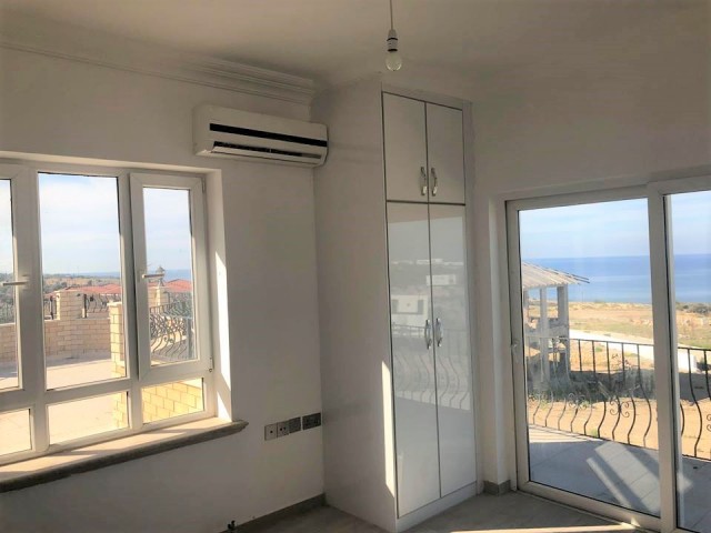 ÇATALKÖY DE 4+1 FUL DENİZ MANZALi 137.000 STG VİLLA