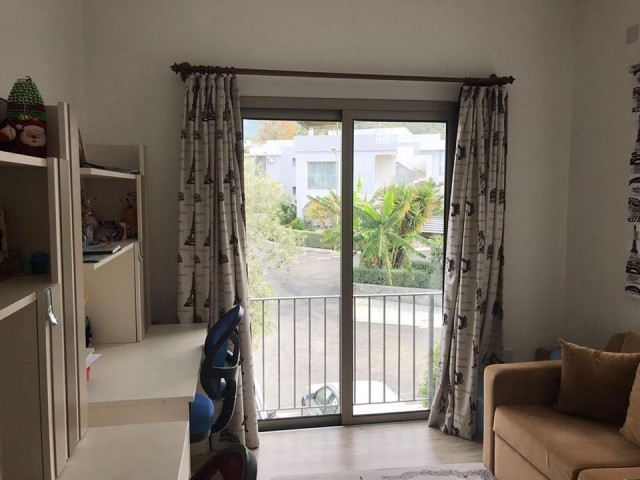 Flat For Sale in Alsancak, Kyrenia