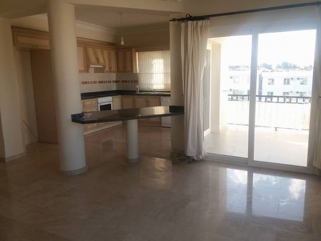 Flat To Rent in Ozanköy, Kyrenia