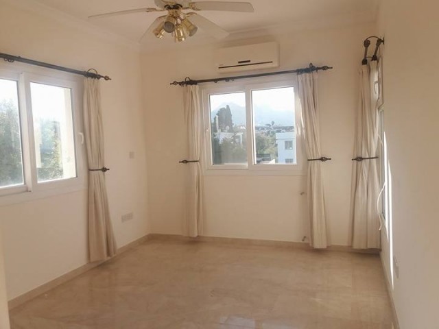 Flat To Rent in Ozanköy, Kyrenia