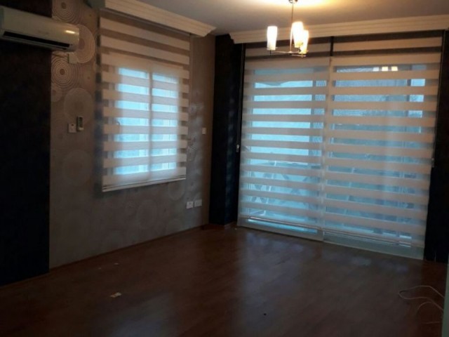 Flat For Sale in Girne Merkez, Kyrenia