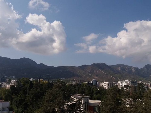 Flat For Sale in Girne Merkez, Kyrenia