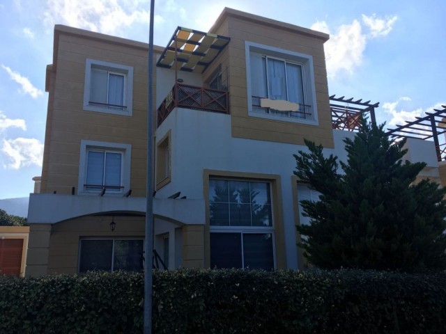 Flat For Sale in Alsancak, Kyrenia