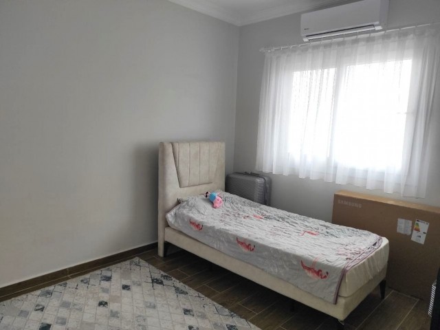 İSKELE – İSKELE BAHÇELER     DENİZ MANZARALI 3 + 1 DAİRE  *** £130.000 STG ***