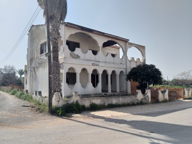 ISKELE - MEHMETÇİK - DORFHAUS IN 2 HEKTAR LAND ***£110. 000***