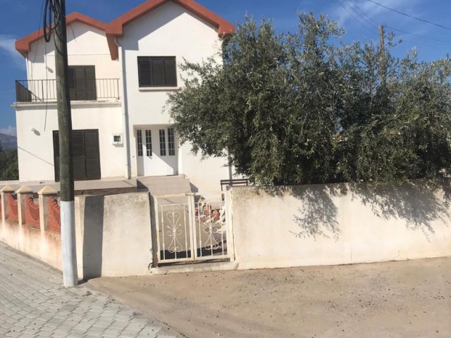  İSKELE - KURTULUŞ 3 YATAK ODALI VİLLA ***£185.000***