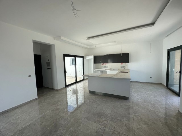 İSKELE ÖTÜKEN  2+1  ZEMİN KAT DAİRE ***£170.000***