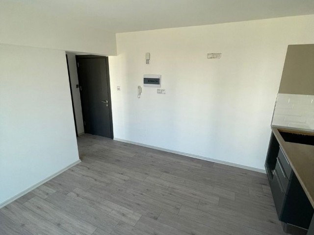 ZU VERKAUFEN 1+1 WOHNUNG IN MCKENZIE GOLD RESIDENCE ***£115.000** ISKELE -LONG BEACH