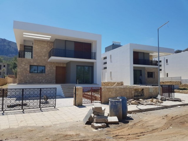 Villa for sale in Alsancak (Kyrenia district)