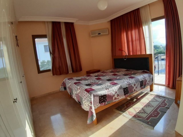 Girne Alsancak'ta 3+1 Villa Satılık 