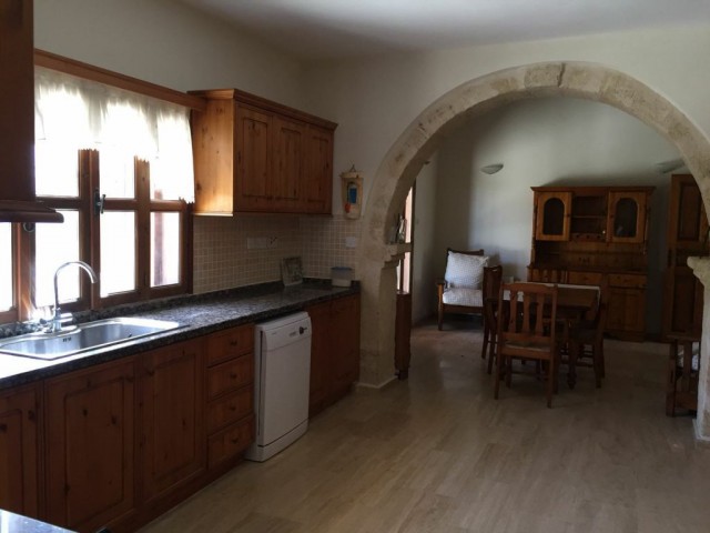 Karşıyaka  3+1 Villa Satılık +90 533 841 76 78 