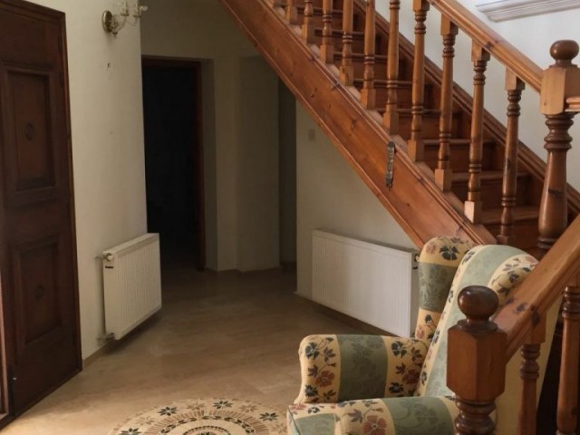 Karşıyaka  3+1 Villa Satılık +90 533 841 76 78 