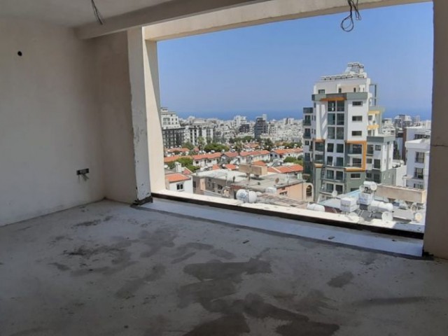 Girne Merkez'de 2+1 Penthouse Satılık 