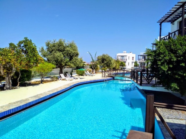 Girne'de Yeşiltepe 3+1 Eşyalı villa  satılık  +90 533 841 76 78