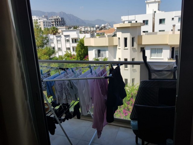 Girne Merkez'de 2+1 satılık daire +90 533 841 76 78