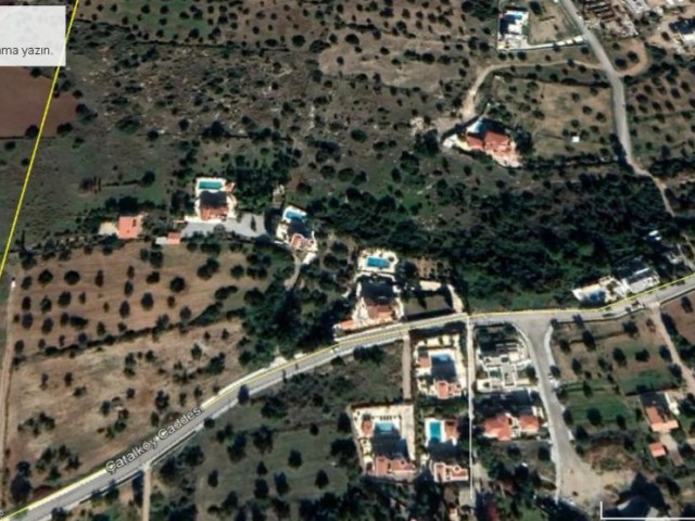 VILLA IN KYRENIA OZANKÖY, TÜRKISCHE KOKANLI LAND SEHR GEEIGNET FÜR DEN BAU VON ÖFFENTLICHEN WOHNUNGEN ** 