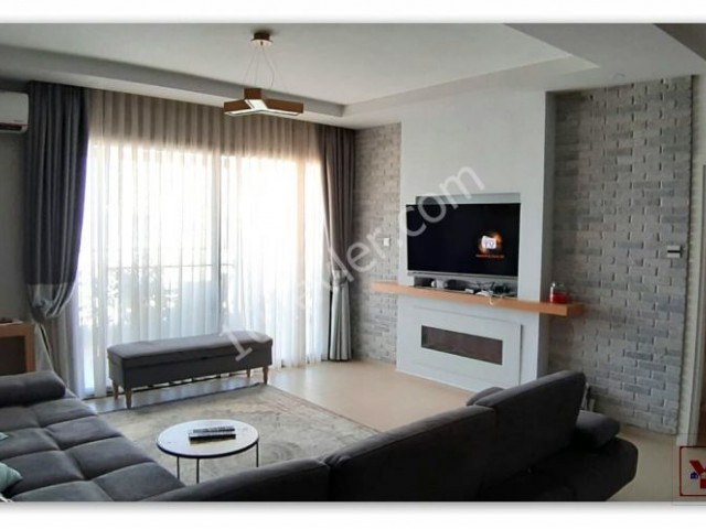 3 Bedroom Penthouse for Daily Rent in Iskele Long Beach