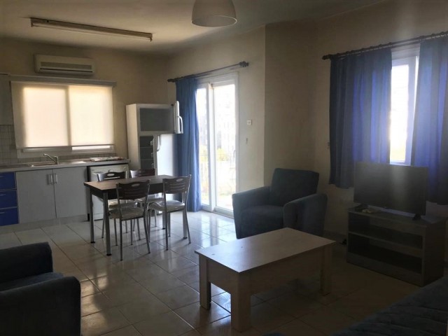 Girne Merkez'de Jasmine Court karşısında 2+1 Daire Kiralık