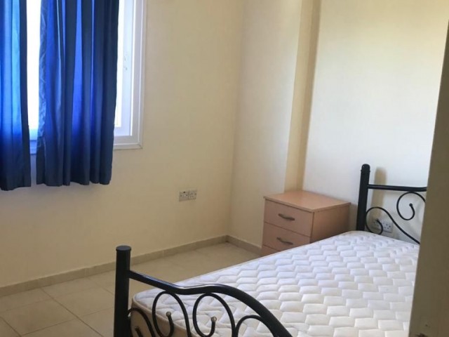 Girne Merkez'de Jasmine Court karşısında 2+1 Daire Kiralık