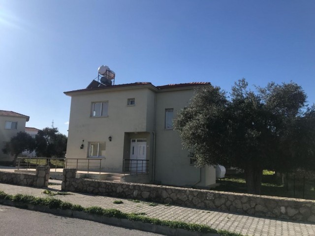 2+1 villa zu verkaufen in chatalköy ** 