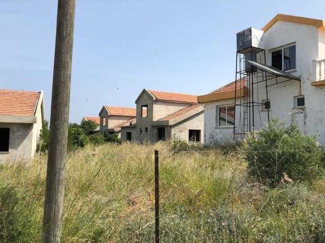 9 houses under construction and land for sale 