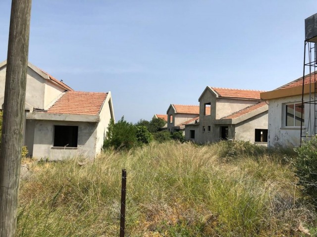 9 houses under construction and land for sale 