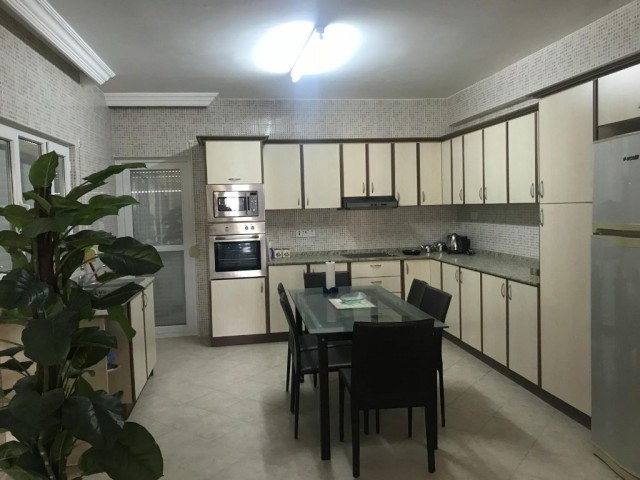 3 bedroom Turkish title deeds  Apartment for sale in  Kyrenia