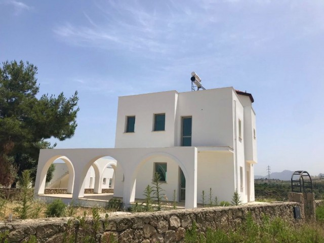 Garden villa for sale in Kyrenia Çatalköy with 3 + 1 swimming pool and super mountain sea view