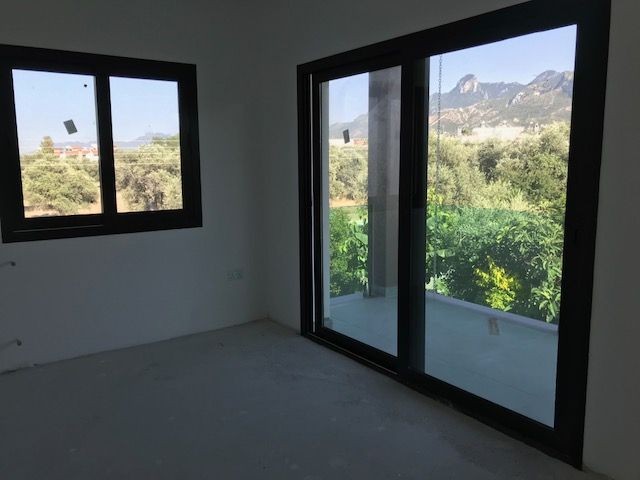 Super Luxus neu fertige VILLA mit 4 Schlafzimmern zum Verkauf in Kyrenia OZANKÖY ** 