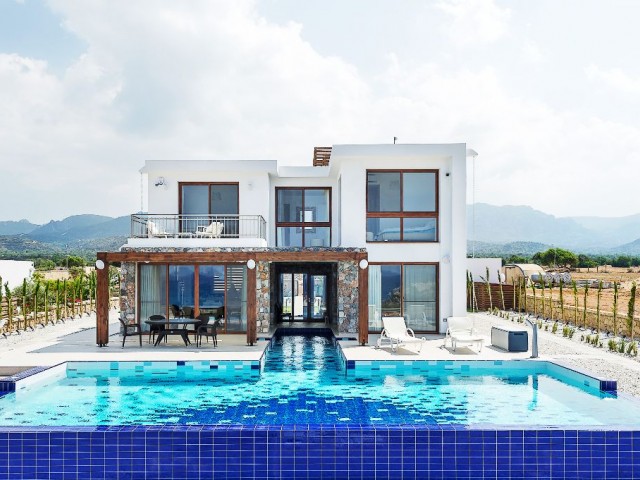 4 bedroom villa for sale in Tatlısu