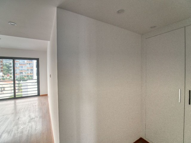 3+1 satılık yeni penthouse Girne merkezde