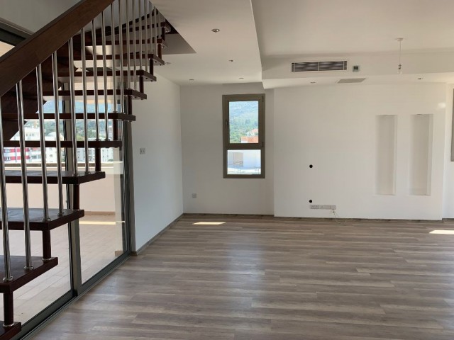 3+1 duplex penthouse for sale in Kyrenia