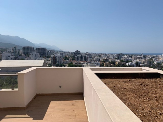 Girne'de 3+1 satılık duplex penthouse