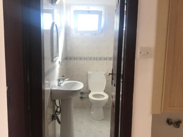 2+1 flat for sale in center of Kyrenia