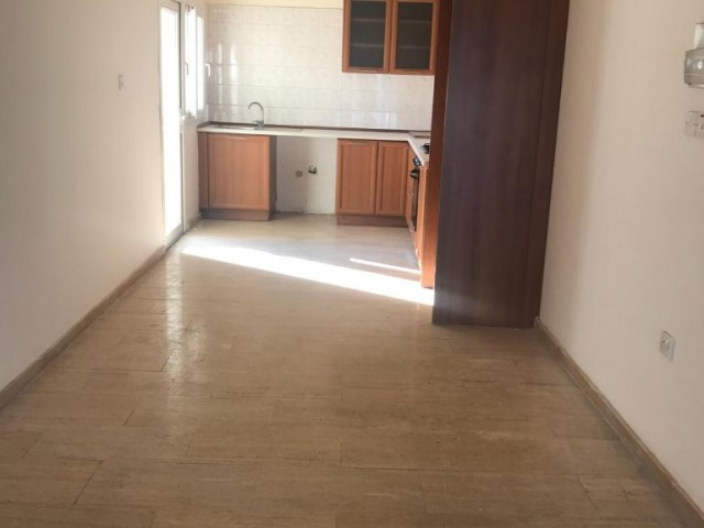 2+1 flat for sale in center of Kyrenia